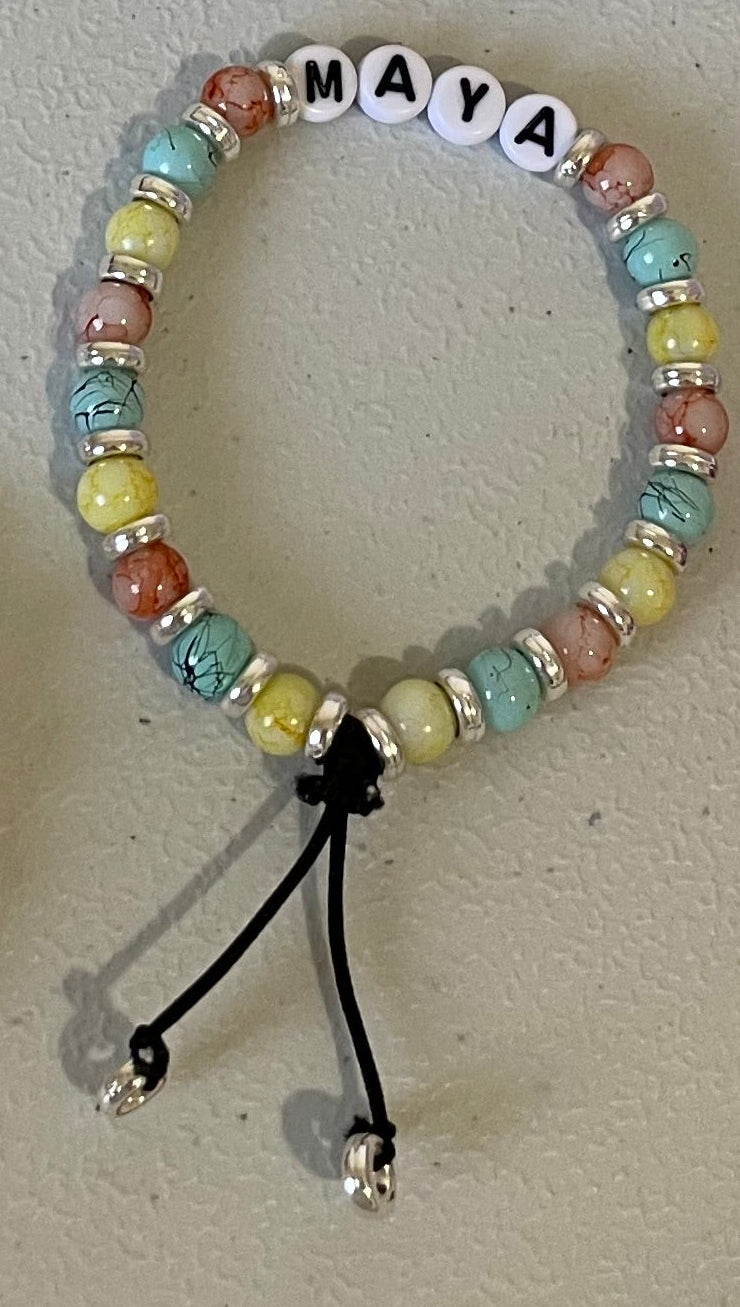 Bracelets Station 19